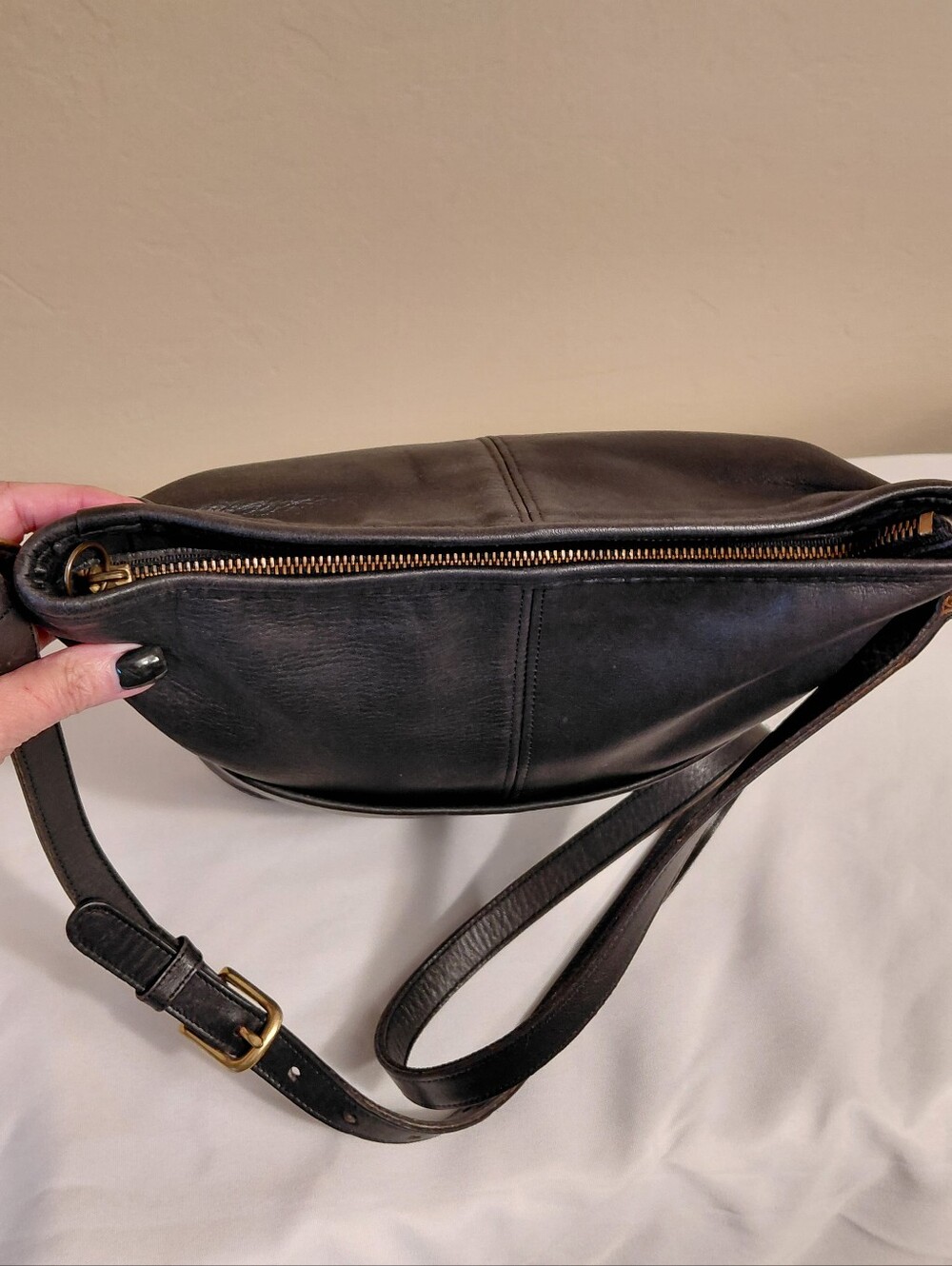 Coach Vintage Bleecker Bucket Bag, Black Leather. - Picture 11 of 15